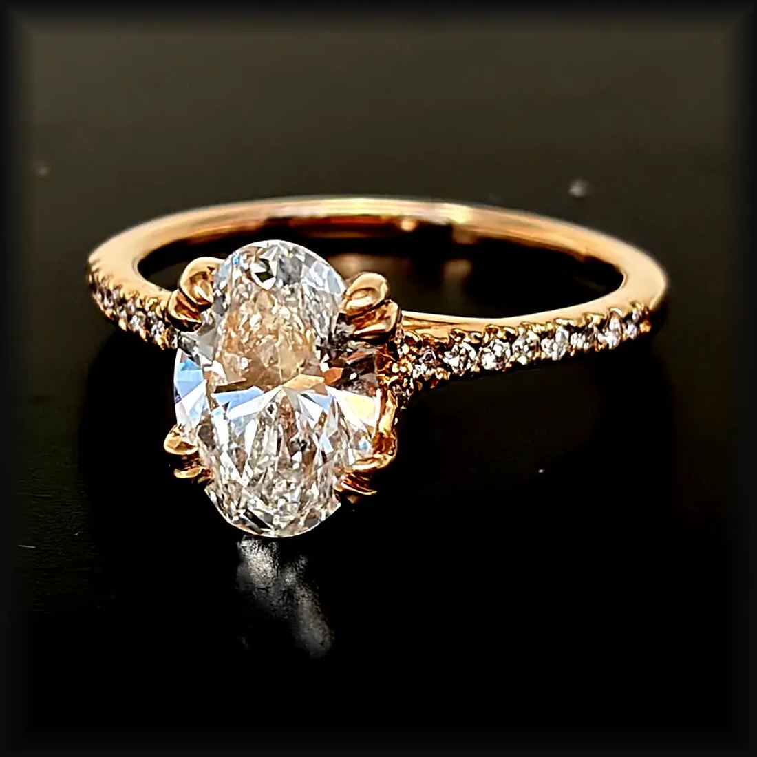Anel Solitário Oval 2,58 ct