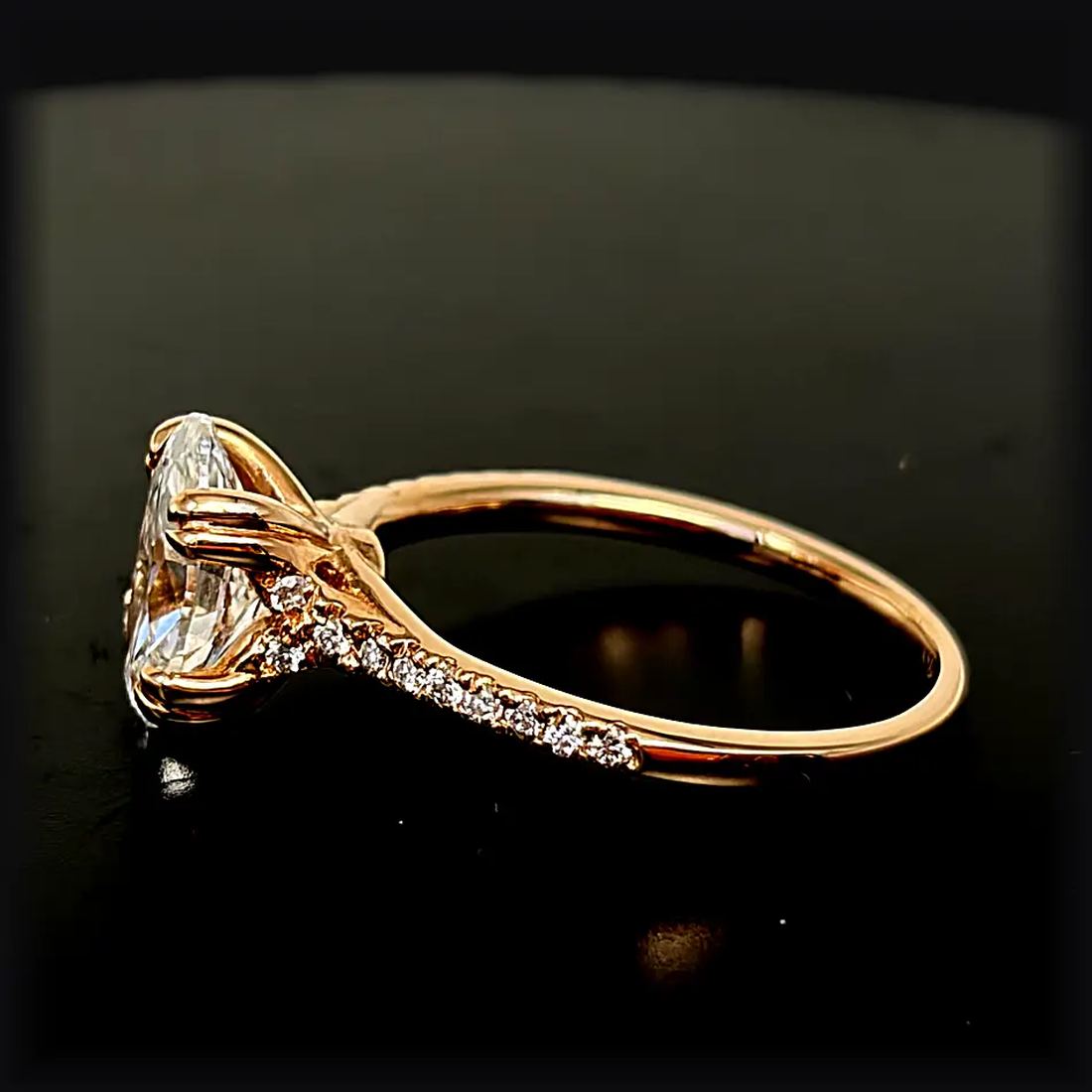 Anel Solitário Oval 2,58 ct